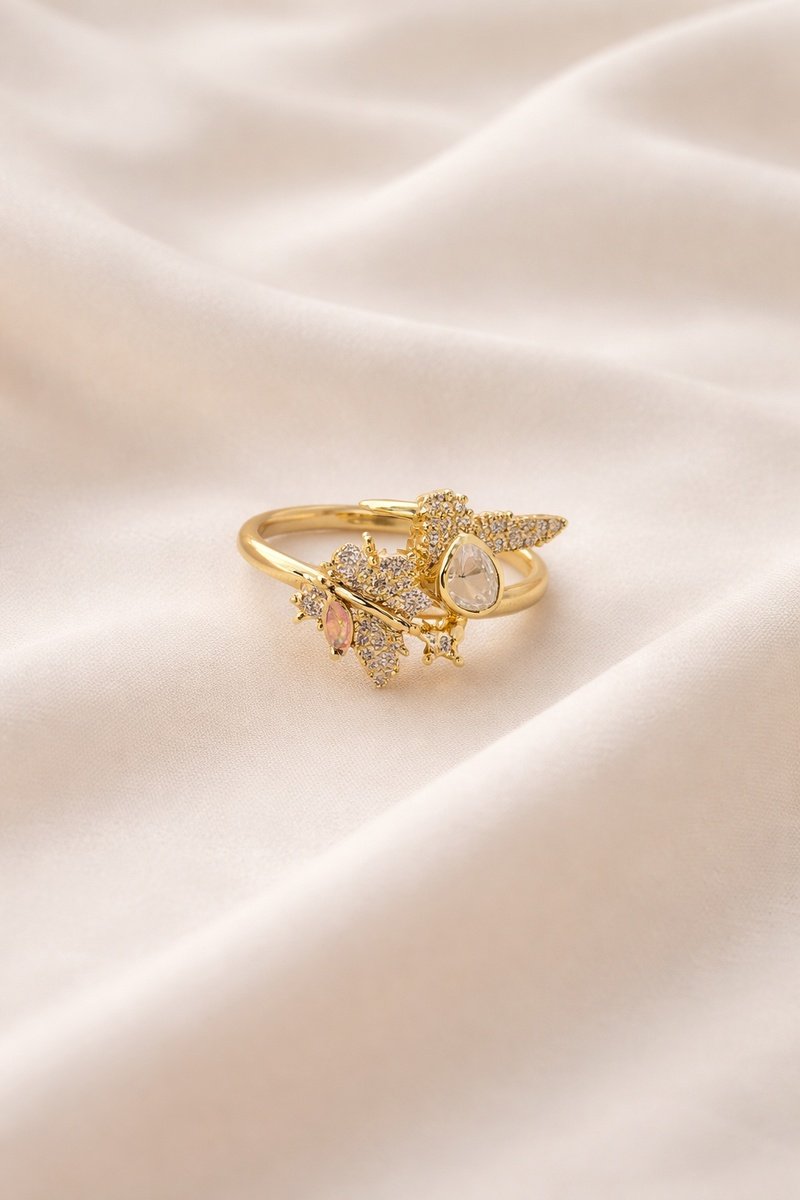Anillo hojas de diamante